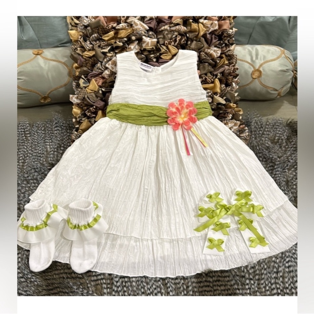 Blueberi Boulevard kids dress size 24 months & socks and bow price is firm